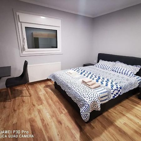 Θα Νιώθετε Σαν Στο Σπίτι Σας! Apartment Komotini Exterior photo
